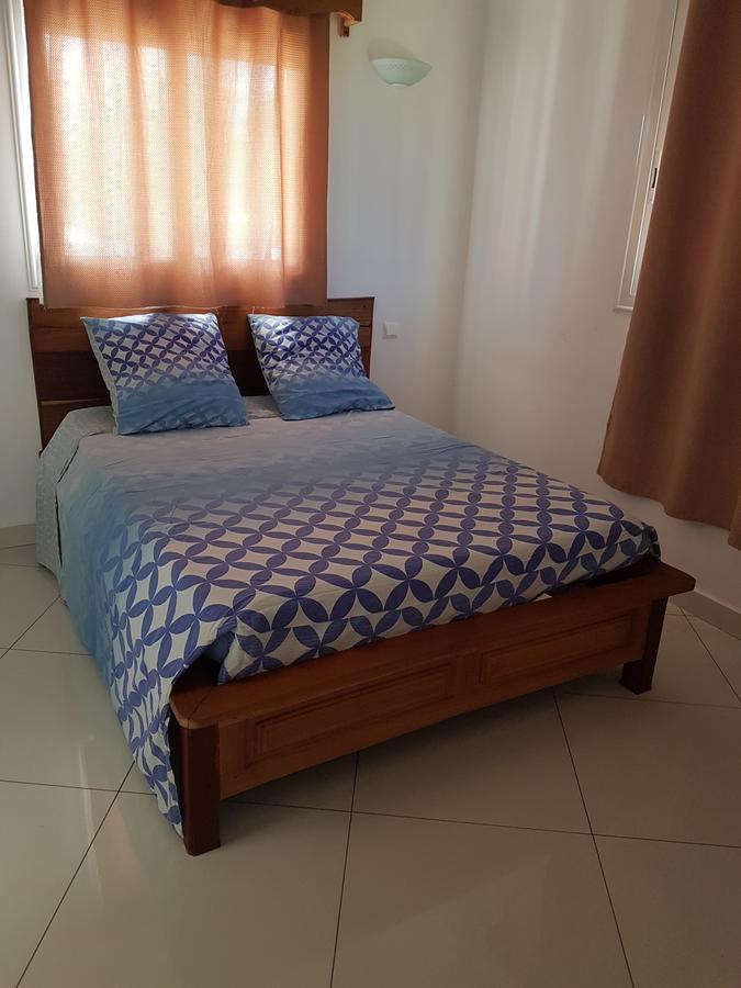 Villa Violette Амбатолоака Екстериор снимка